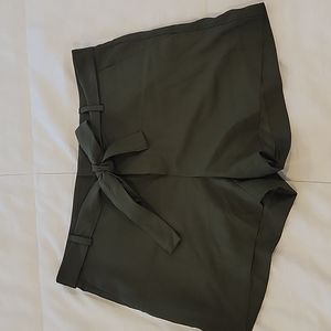 Banana republic paper bag shorts